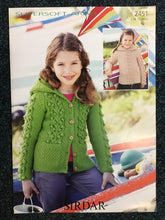 Load image into Gallery viewer, Sirdar Baby/Kids Aran Patterns