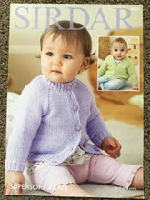 Load image into Gallery viewer, Sirdar Baby/Kids Aran Patterns