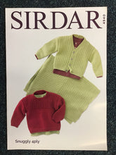 Load image into Gallery viewer, Sirdar Baby 4 Ply Patterns