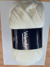 Load image into Gallery viewer, Wendy Aran with wool 400g