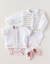 Load image into Gallery viewer, Sirdar Baby 4 Ply Patterns