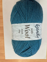 Load image into Gallery viewer, Wendy Aran with wool 400g